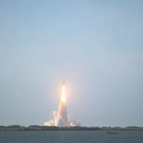 ArtemisIILaunch