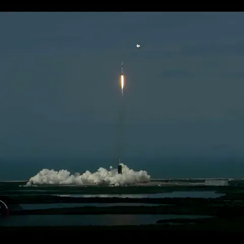 SpaceXLaunchManned4